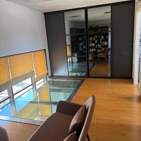 Avec Dependance Vue Piscine Privee 12p *