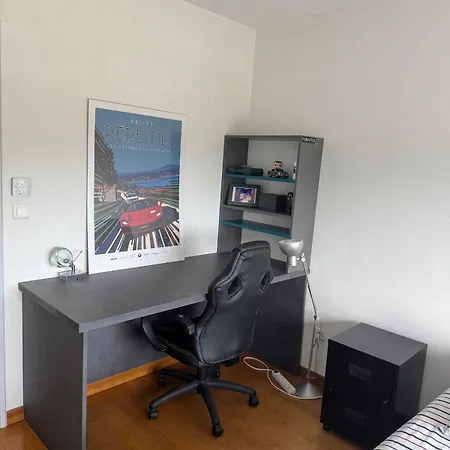 Appartement Avec Dependance Vue Piscine Privee 12p *