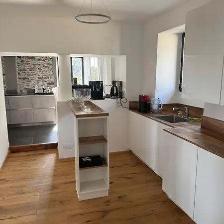 Apartment Avec Dependance Vue Piscine Privee 12p *